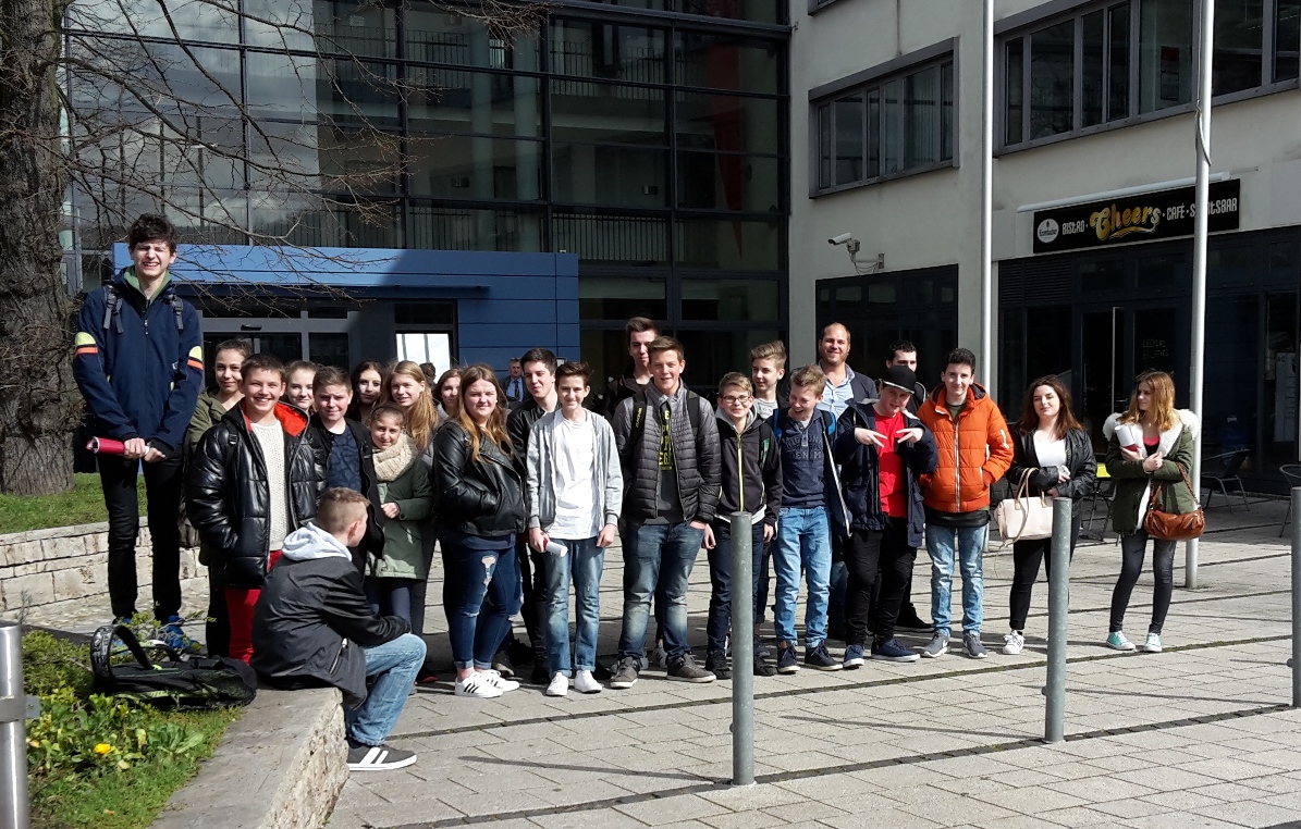 Die Westpfalzschule zu Besuch im Amtsgericht Kaiserslautern